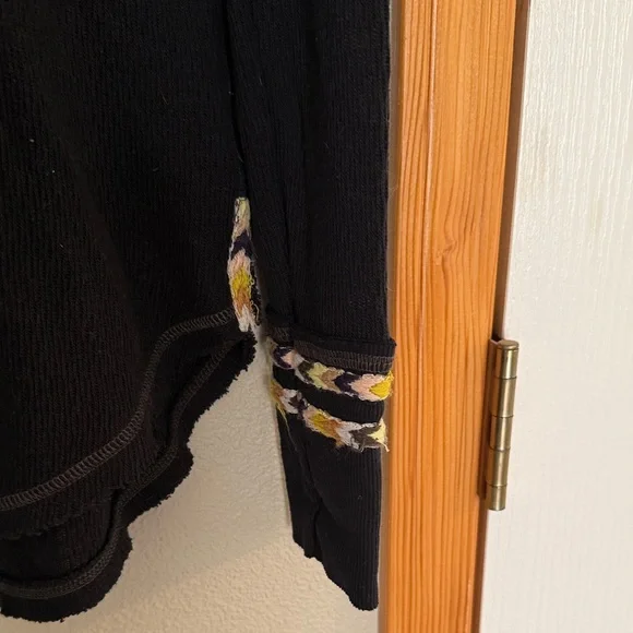 FP Movement by Free People Black Long Sleeve Top with Multicolor Trim - Picture 2 of 4